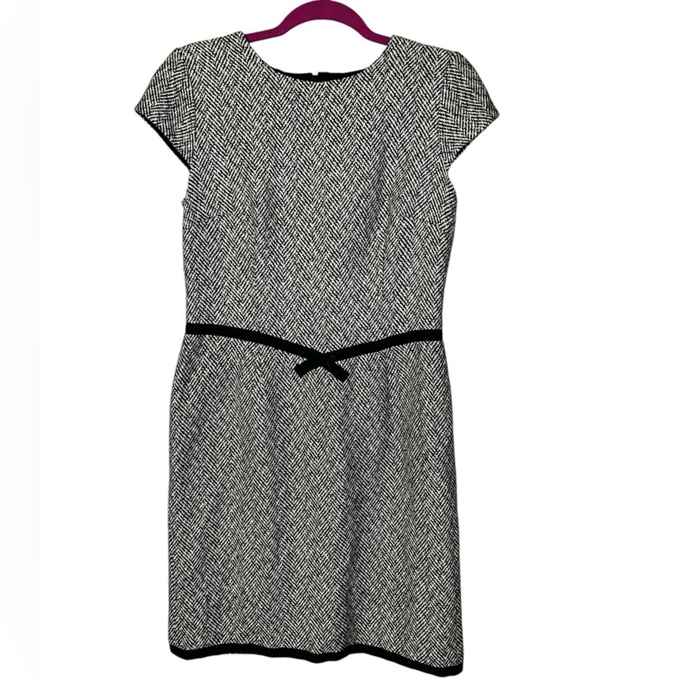 Talbots dress size 4 small pure silk classy career wear black herringbone fall